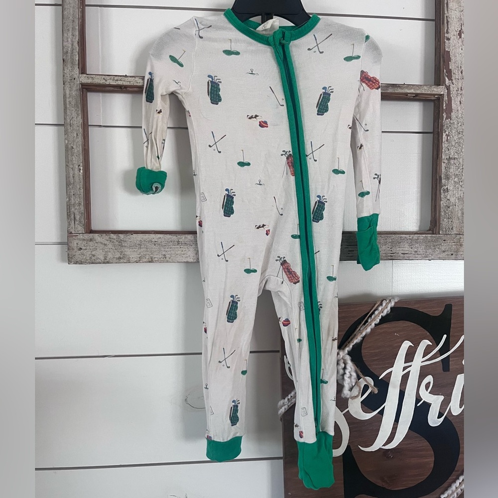 Tullabee golf zippy size 6-12M